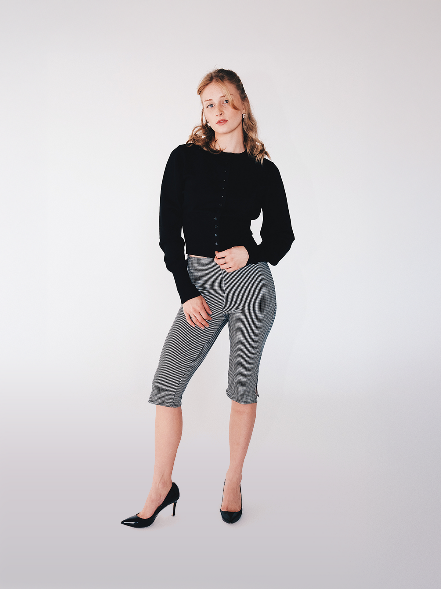 Elena Capri Pants